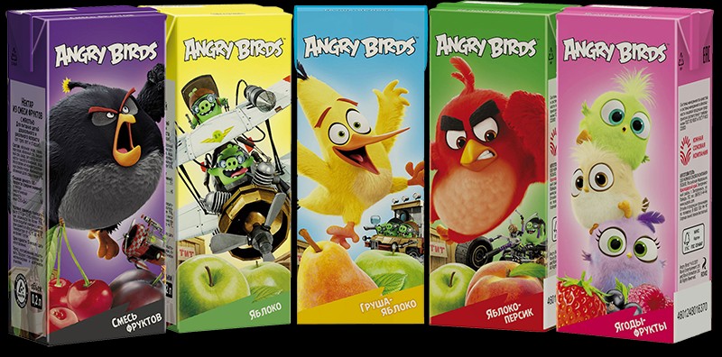 сойка европейская. красивые лесные птицы. кормушка для птиц из под сока. нектар энгри бердз. синица серая с хохолком.